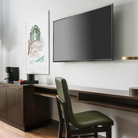 The Bluff Hotel Savannah, Tapestry Collection By Hilton Экстерьер фото