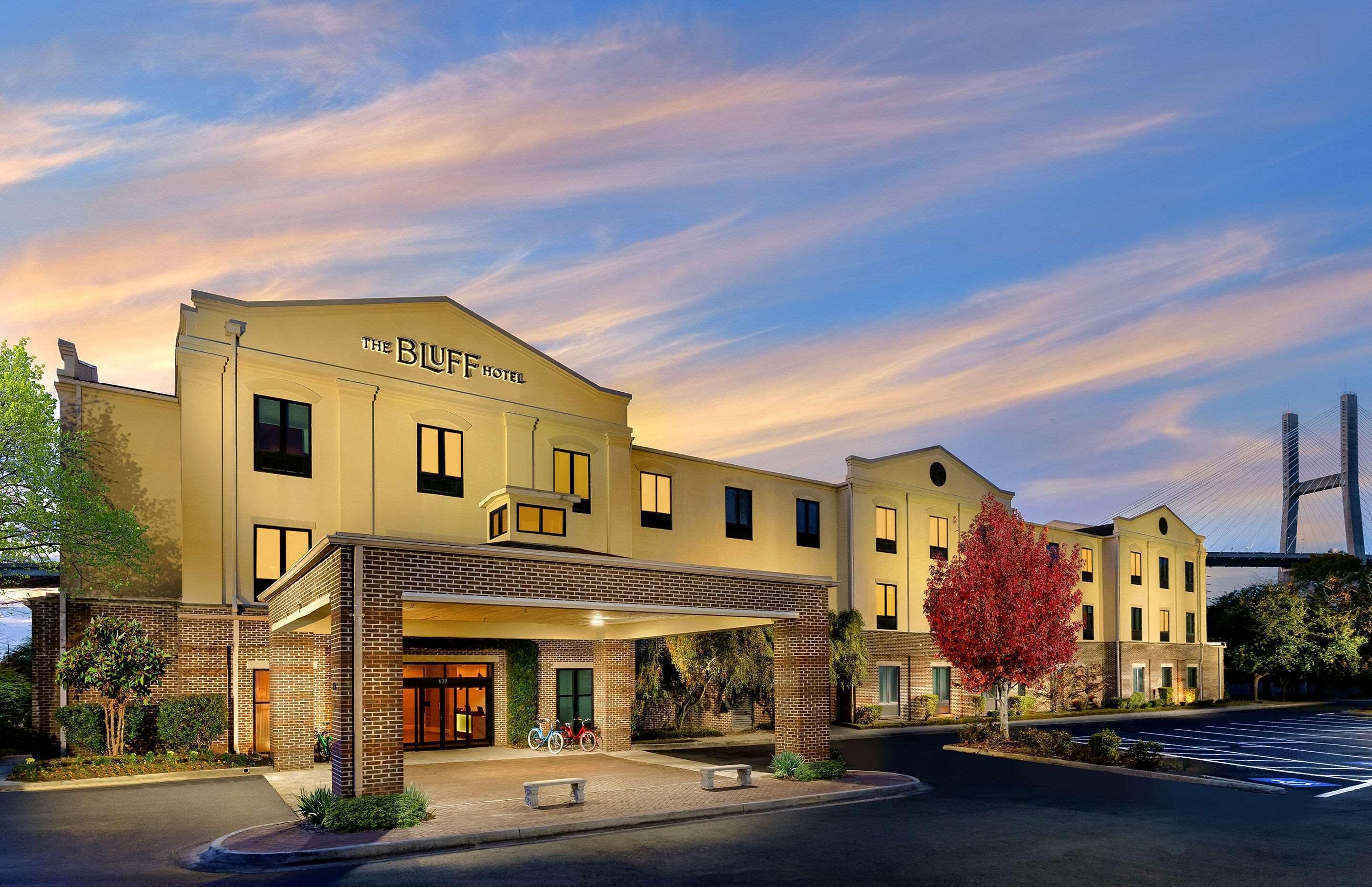The Bluff Hotel Savannah, Tapestry Collection By Hilton Экстерьер фото