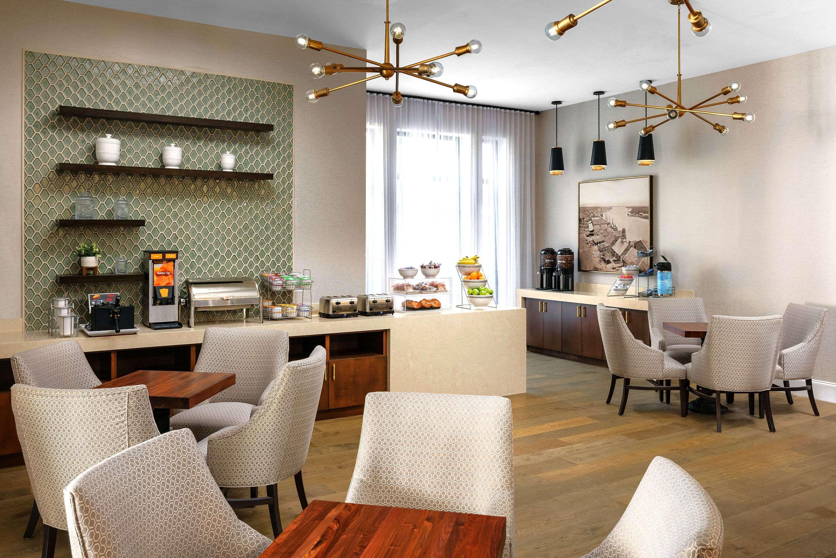 The Bluff Hotel Savannah, Tapestry Collection By Hilton Экстерьер фото