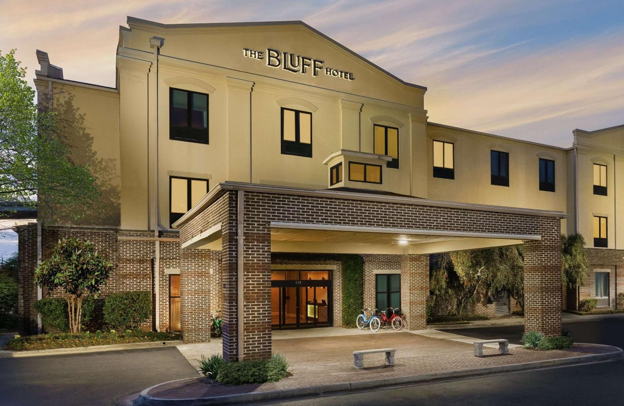 The Bluff Hotel Savannah, Tapestry Collection By Hilton Экстерьер фото